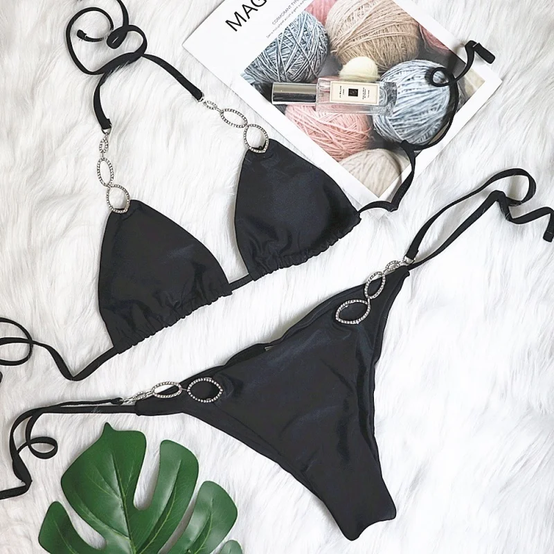 

Sexy Low Waisted Bikini Set Swimsuit Women Metal Decoration Rhinestone Triangle Bandage Micro Bikini New Beachwer Bathing Suit
