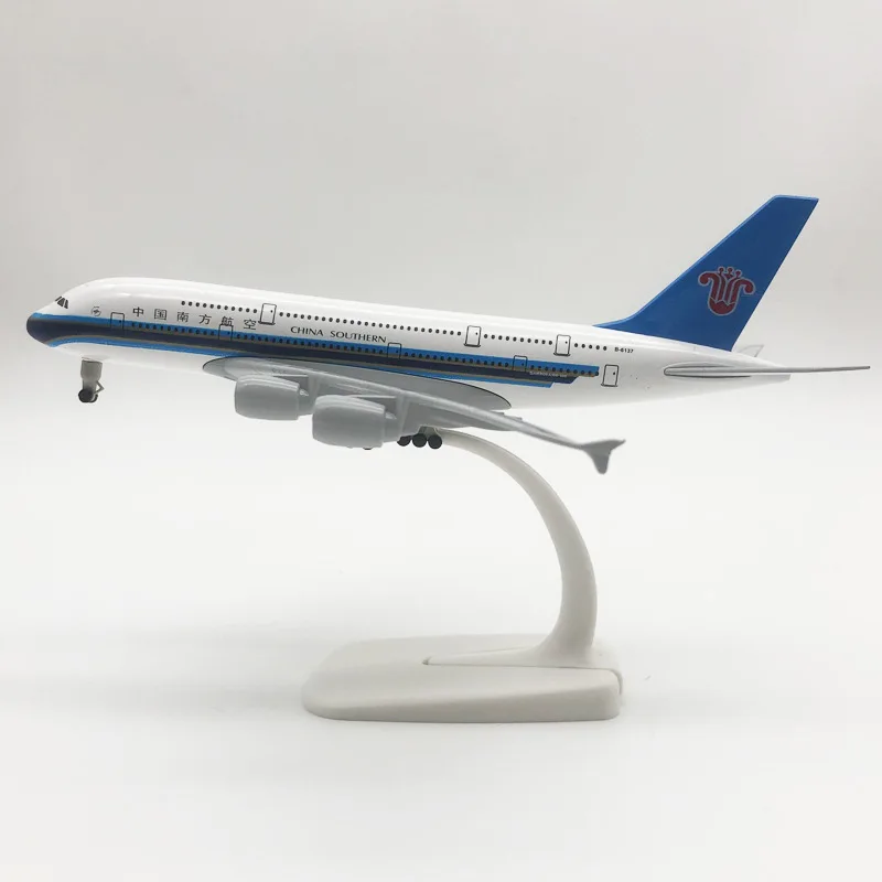 20CM A380 China Southern Airline 1:400 Airbus Alloy Aircraft Model Die-cast Airplane Model with Wheel Stand Collectible Display