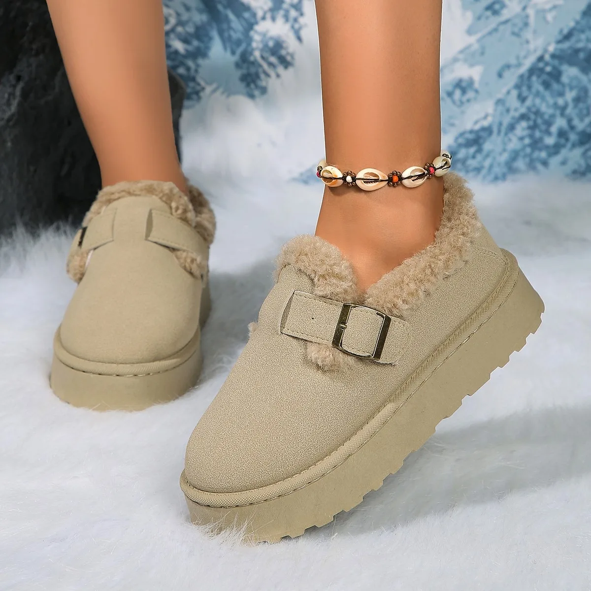 Scarpe basse da donna stivali da neve piattaforma Casual accoglienti scarpe da passeggio calde 2024 nuova moda inverno corto peluche moda Goth stivali vestito