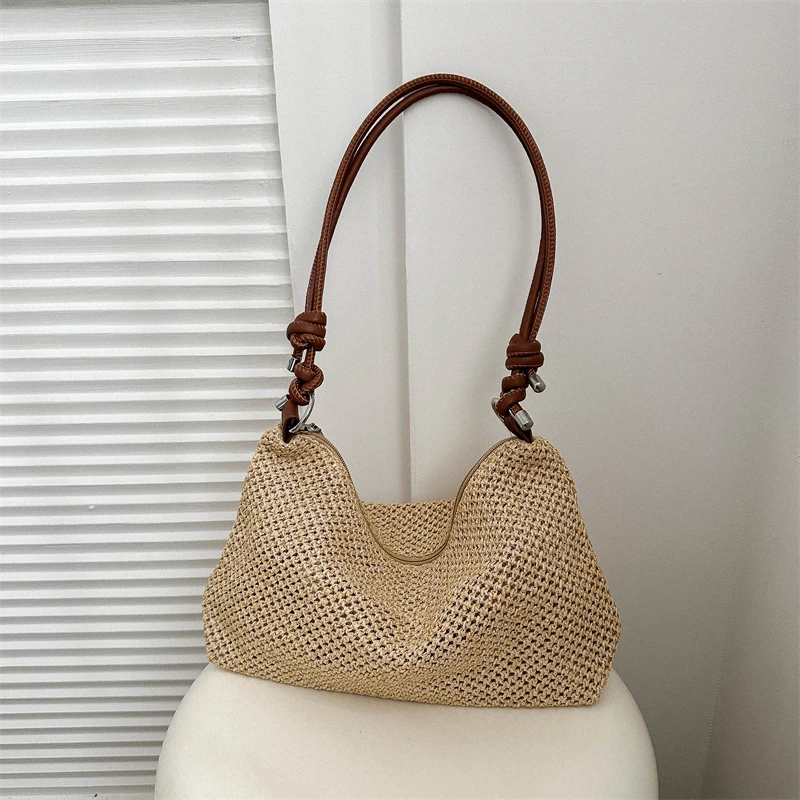 Handwoven Women's Tote Bag 2023 Fashionable Retro Straw Basket Bag Large Capacity Single Shoulder Bag for Young Women