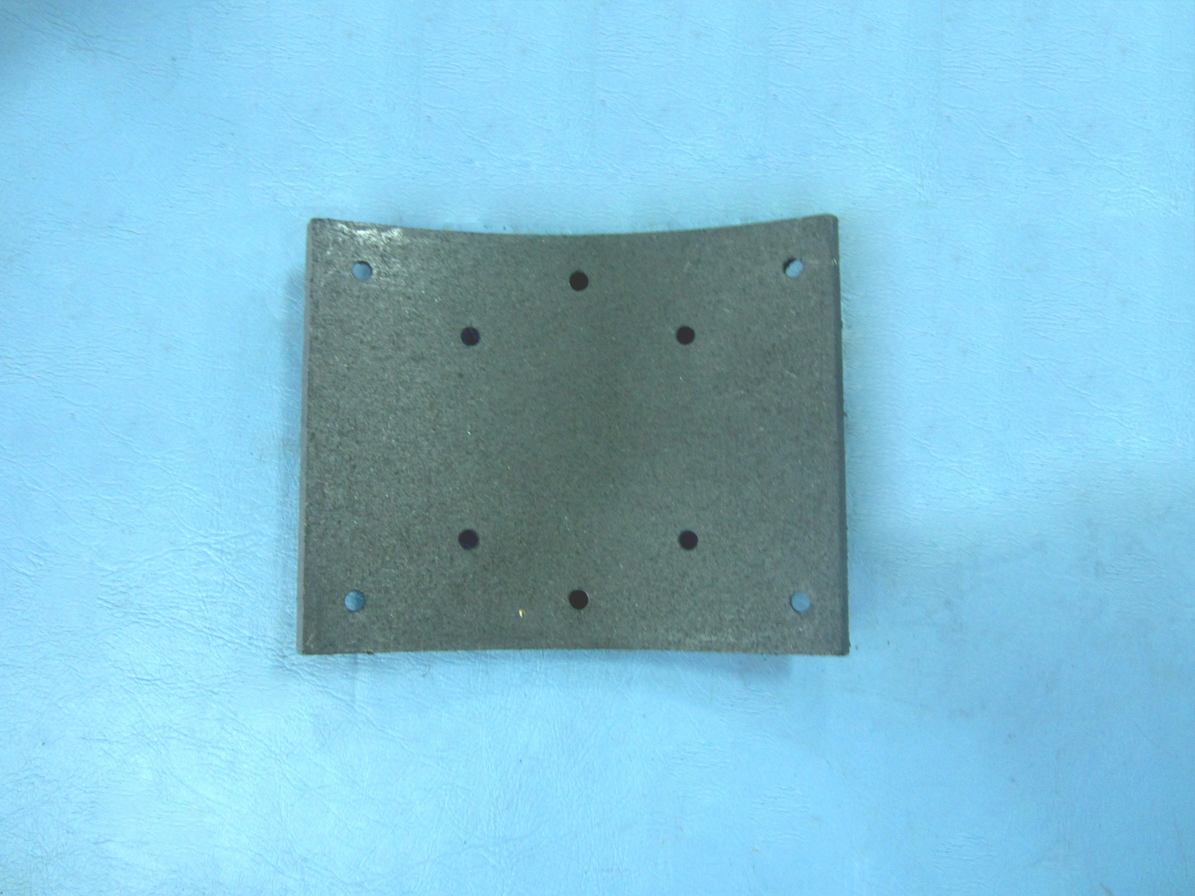 Higer/Kinglong Bus Spare Parts Friction Disc Brake Pad Brake Lining