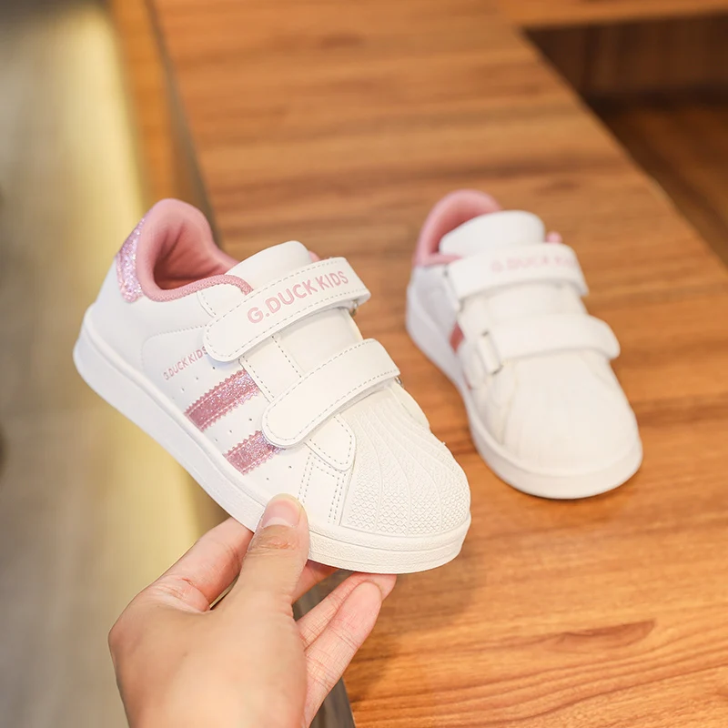 Scarpe Casual per bambini stile caldo moda bambino scarpe Casual piatte antiscivolo Soft Comfort ragazze ragazzi bambino scarpe sportive resistenti