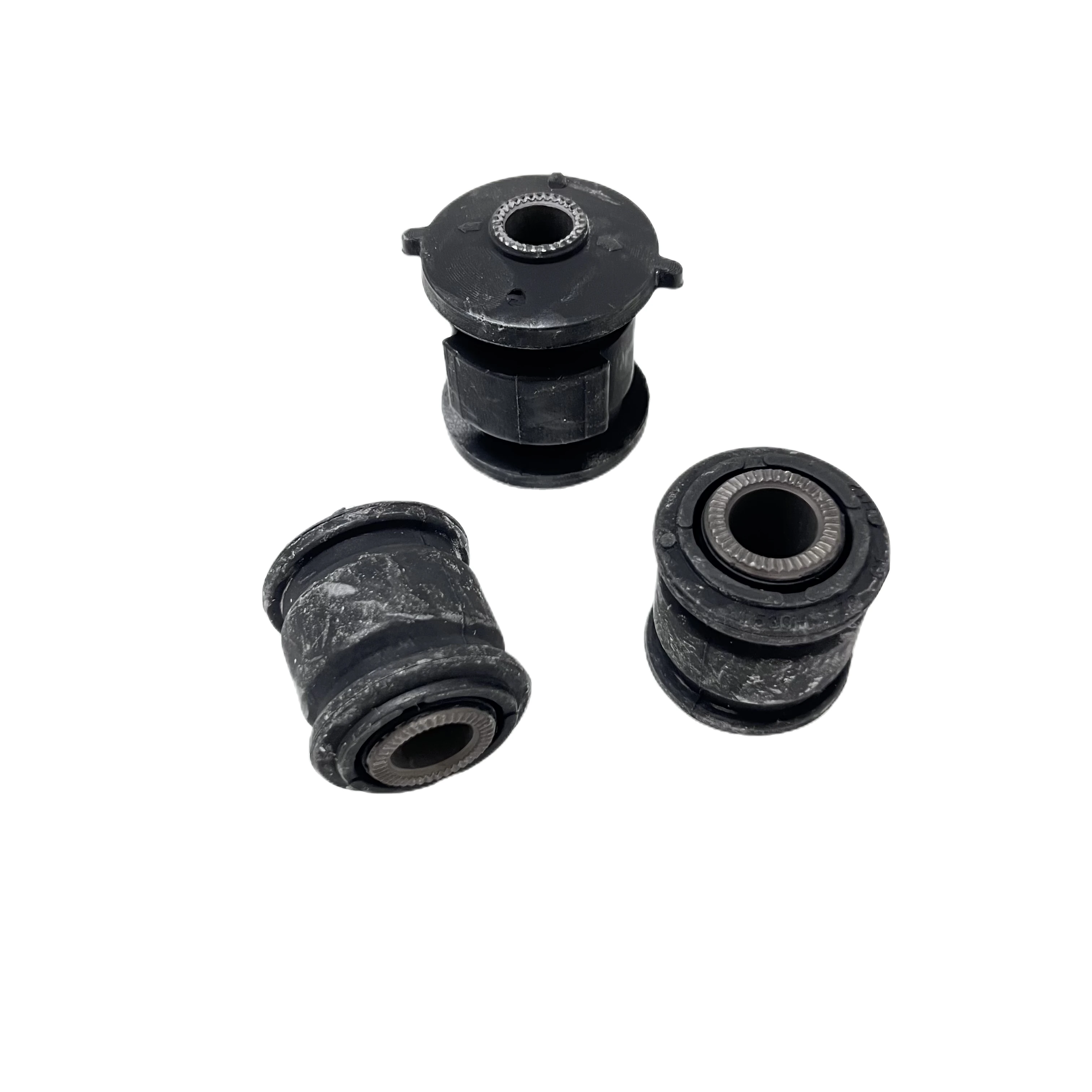 3Pcs Rear Steering Knuckle Bushing Suitable for Toyota Camry Highlander Lexus ES300/350 2000-2017 42305-48020 42304-48010