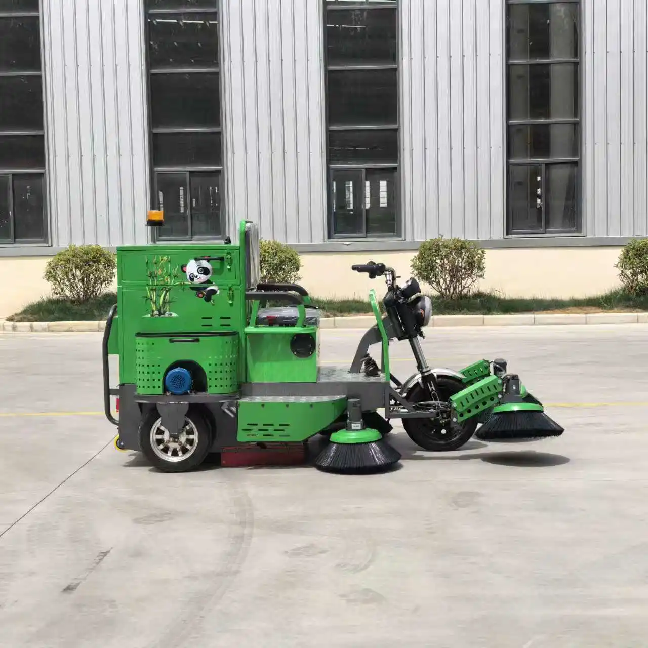 Wheel Ride On Electric Floor Sweeper Vacuum Dust Suppression Street Cleaner for Park Campus Residential Area