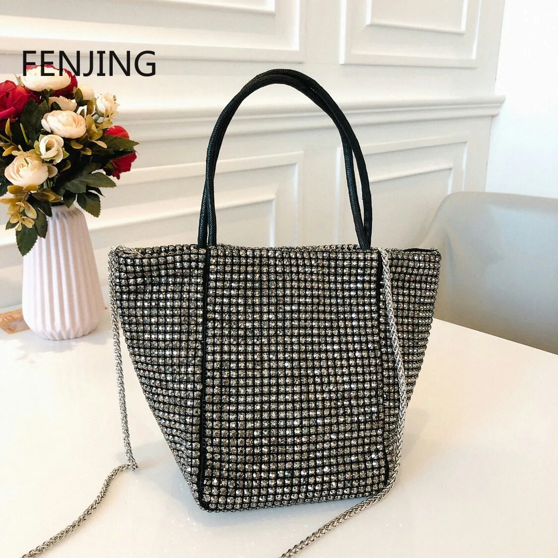 Rhinestones Clutch Bag Luxury Designer Handbag Diamond Handle Bucket Handbags Shiny Crystal Shoulder Bags Purses and Handbags