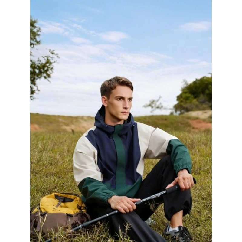 

Men's and Women's New Outdoor Jackets Spring and Autumn Splicing Color Jackets Zipper Hoodies Sportswear Oversize Couples