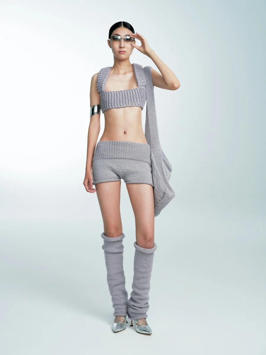 

Комплект из шерстяных трикотажных брюк с широкими бретелями и заниженной талией, с манжетами, модный летний наряд для молодых женщин