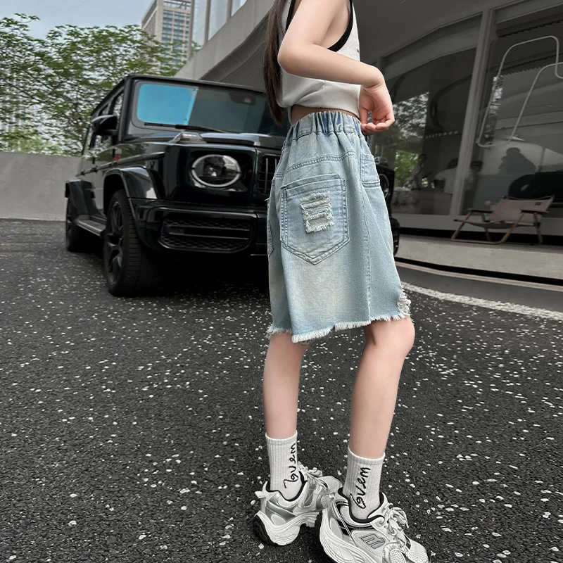 Kids Girls High Waist Broken Letter Denim Shorts for Street Clothing Tweens Child Summer Design Loose Fit Ripped Jeans Capris