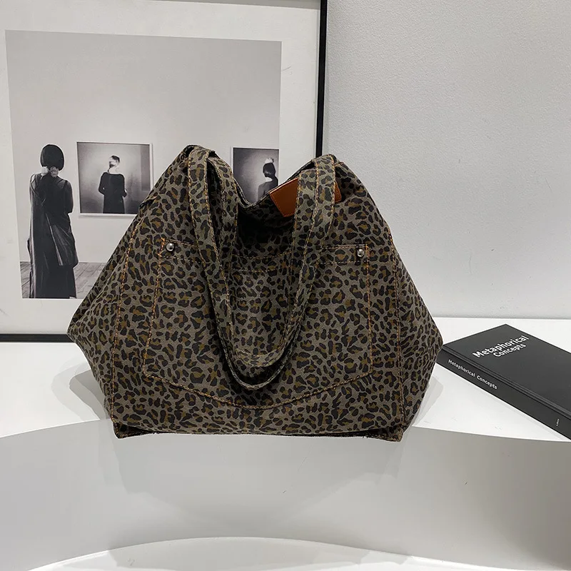 Leopard Print Tote Bag Large Capacity Women's Handbag 2025 Edition Commuter Mom Bag Retro Versatile Shoulder Bag