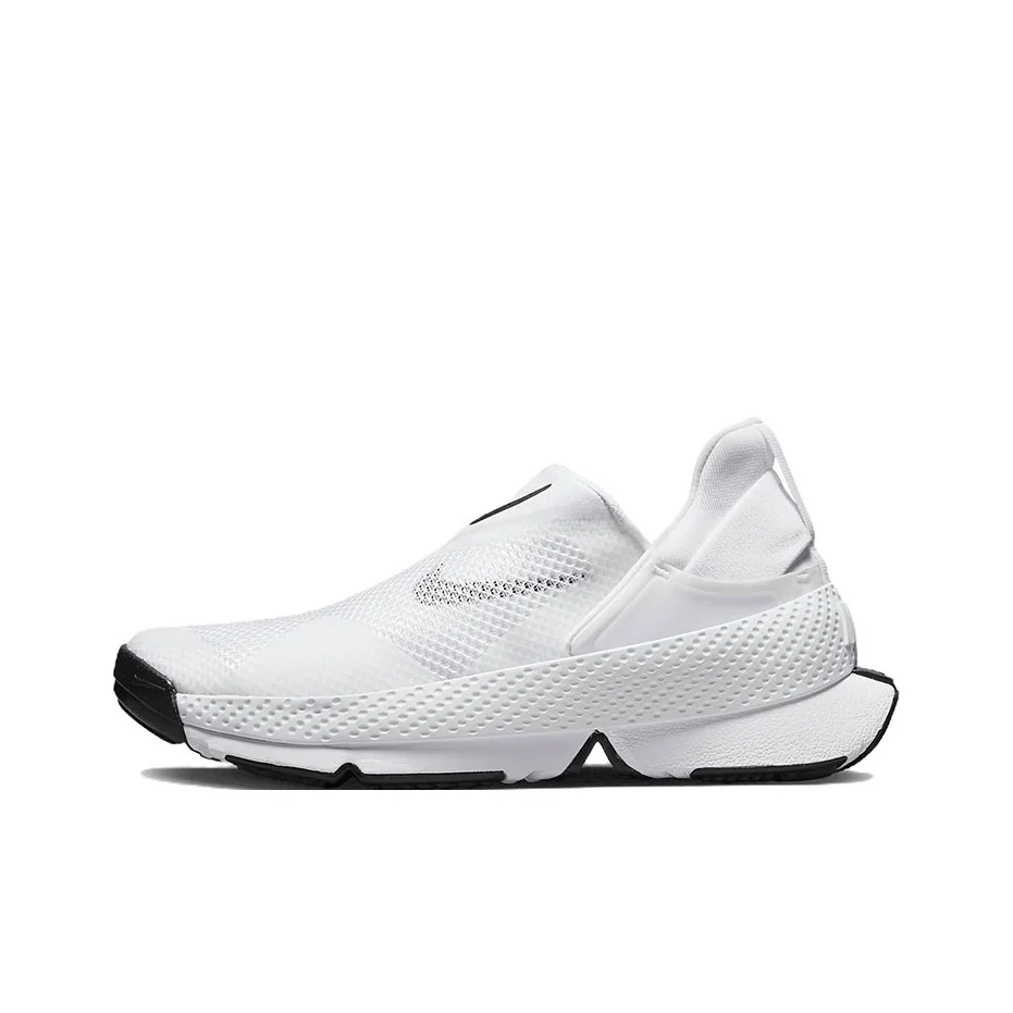 chaussures-decontractees-nike-go-flyease-pour-femmes-basses-blanches-dr5540-102