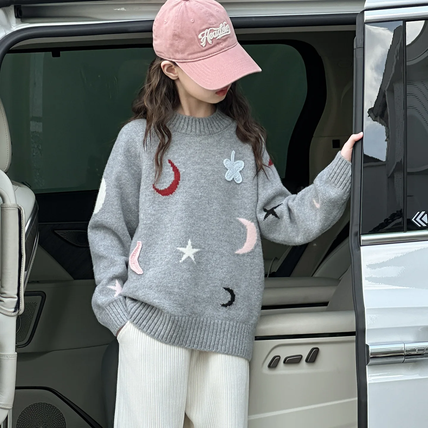 Suéter bordado feminino com forro de lã, top de malha para jovens, roupas íntimas de inverno, recém-chegados para outono/inverno 2026