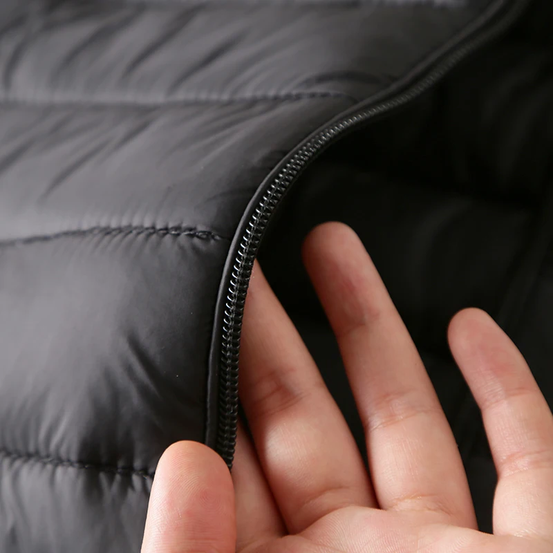 

Lightweight Men's Warm Cotton Vest Faionable Autumn Winter Outerwear Stand Fit Zipper Closure Pure Color Casual Wear