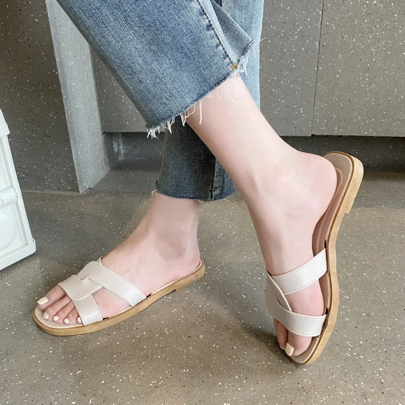 New Summer Women's Slippers Outer Wear Korean Style Ins Web Red Shrimp Skin Fashionable Sandals Quick Selling Amazon Wholesale