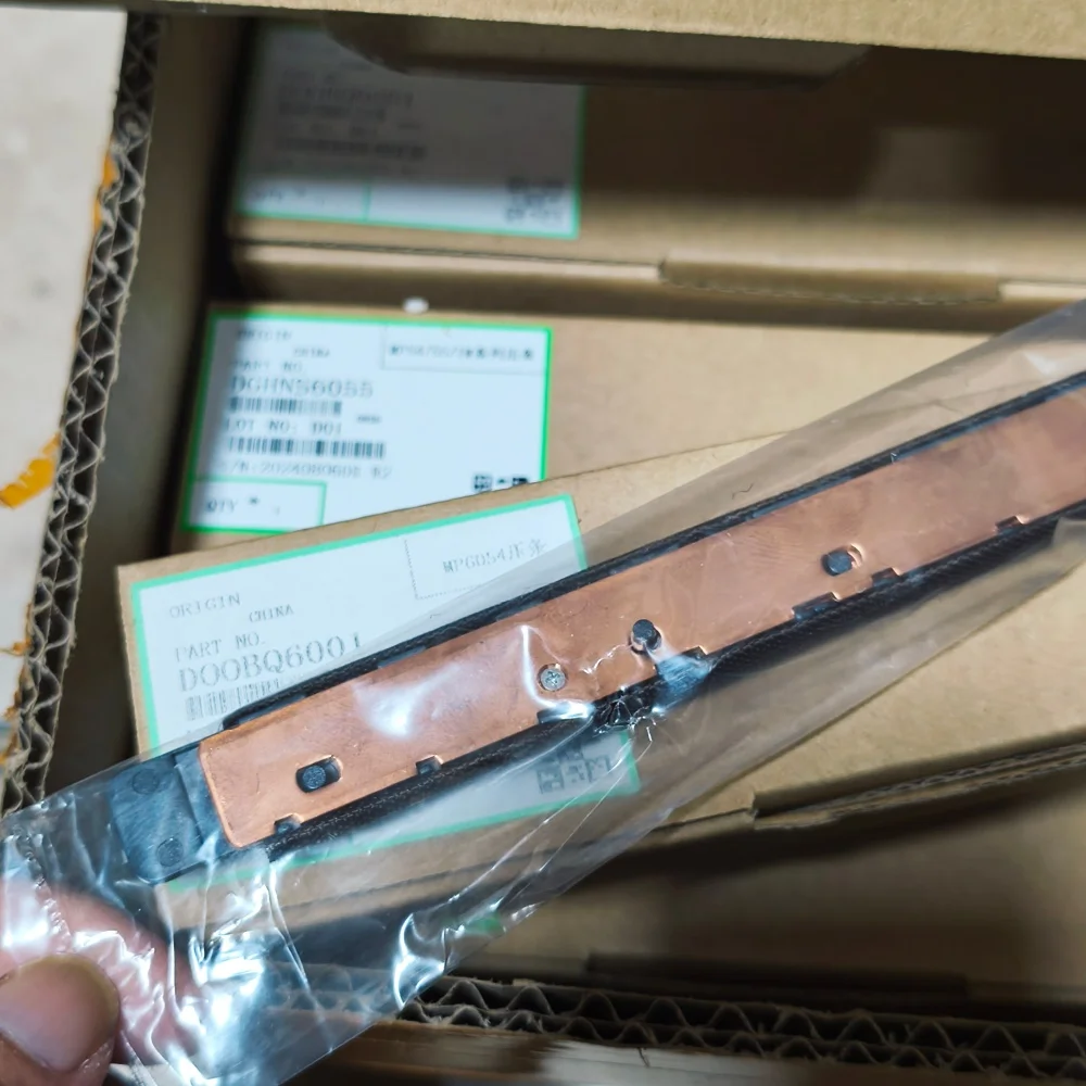 

1PCS ORIGINAL Oil Application Pad for Ricoh MP2554 3054 3554 4054 5054 6054 2555 3035 3555 4055 5055 6055 Fusing Pad