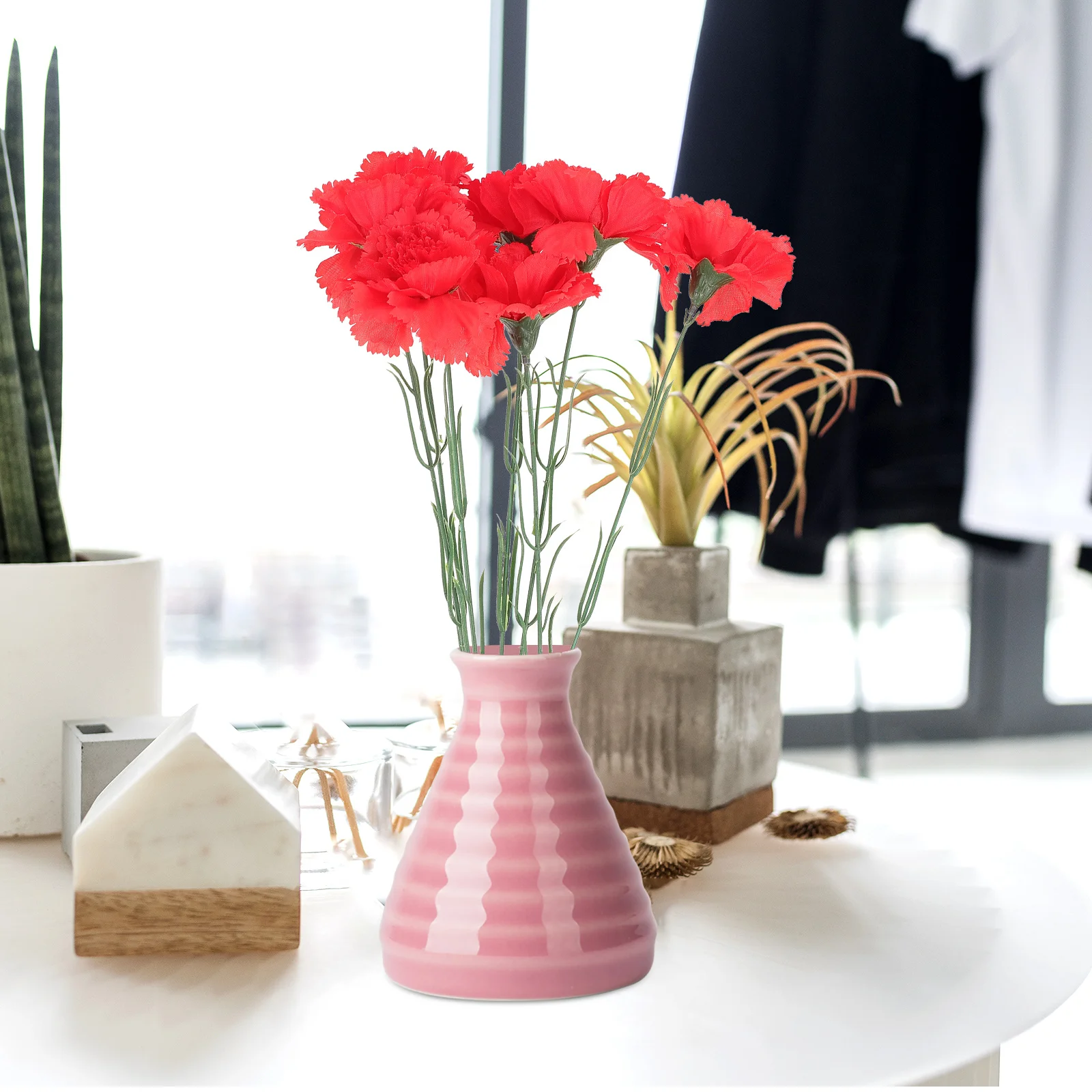 

7 Branches Red Artificial Carnation Silk Flowers Lifelike for Home Hotel Party Decoration Faux Bouquet