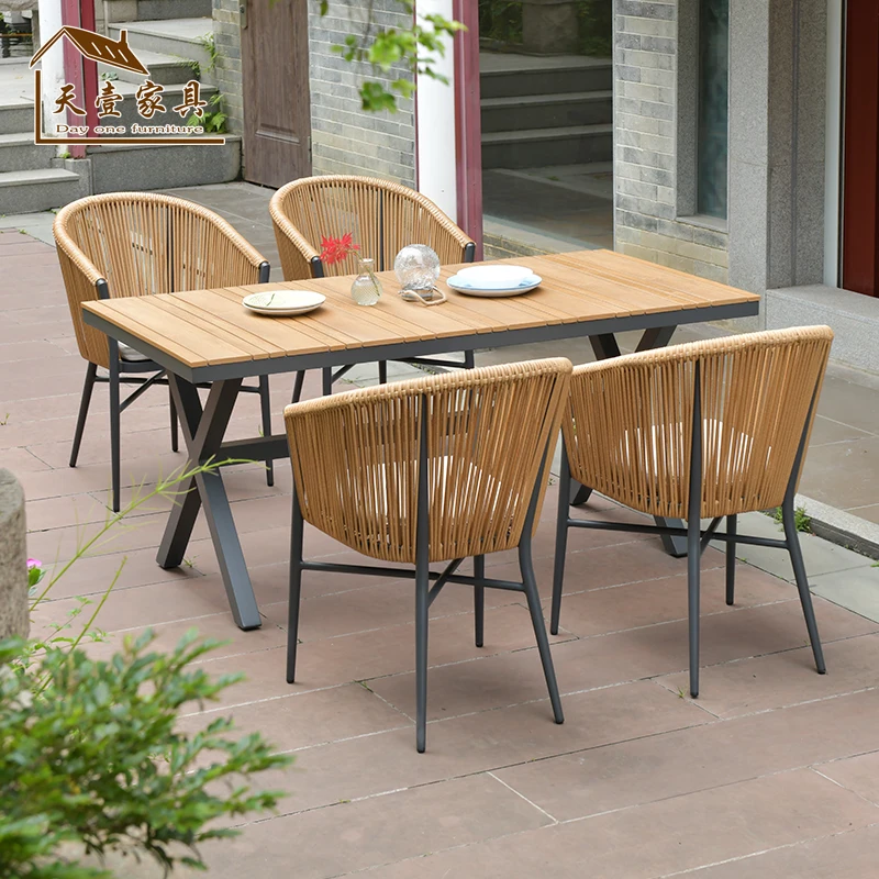 Outdoor table and chairs, courtyard balcony, open-air garden hotel, simple table and chairs, casual outdoor long table