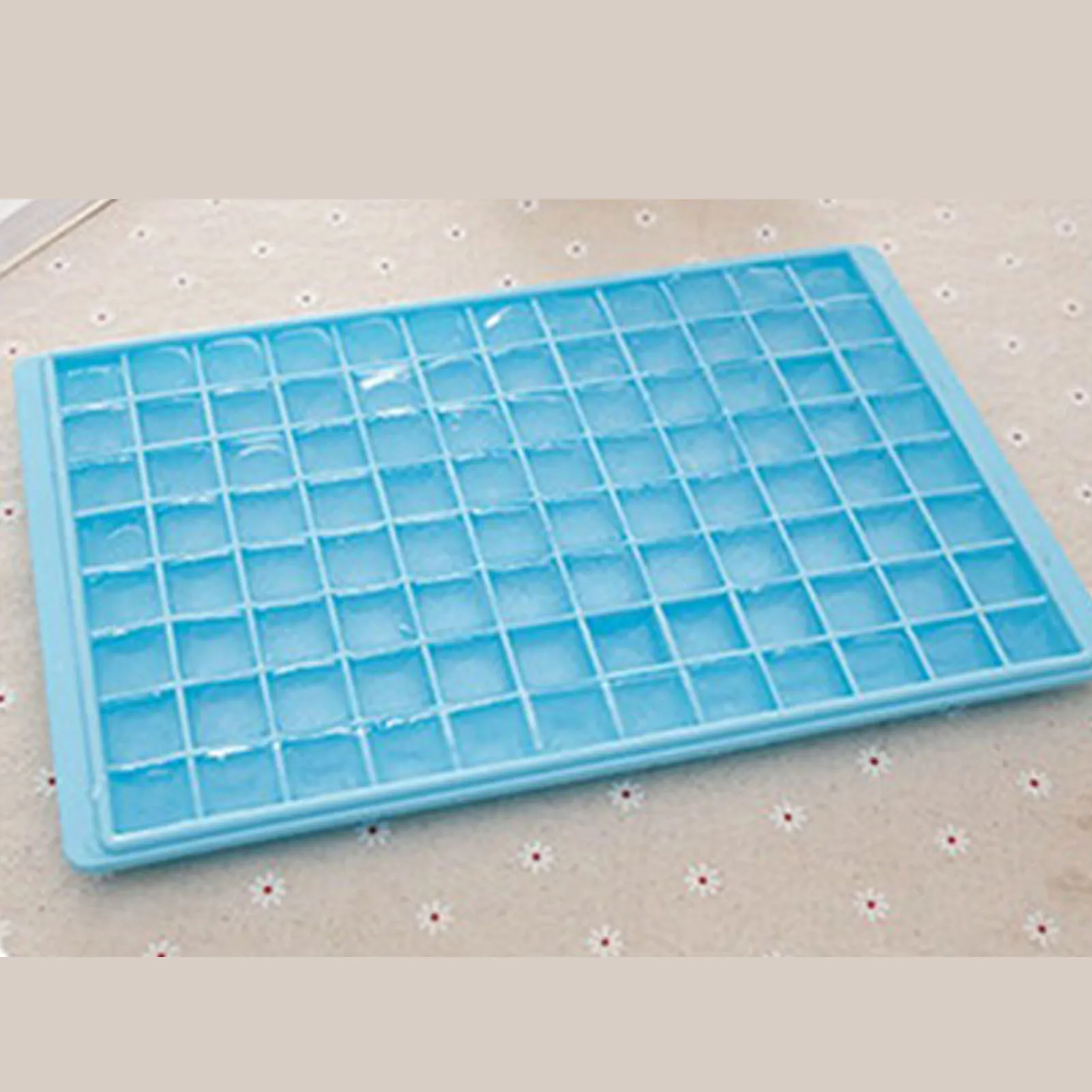 Mini Ice Cube Tray 96 Grids Large Capacity Versatile Easy Release Ice Cube Maker Tray Ice Cube Mold for Home