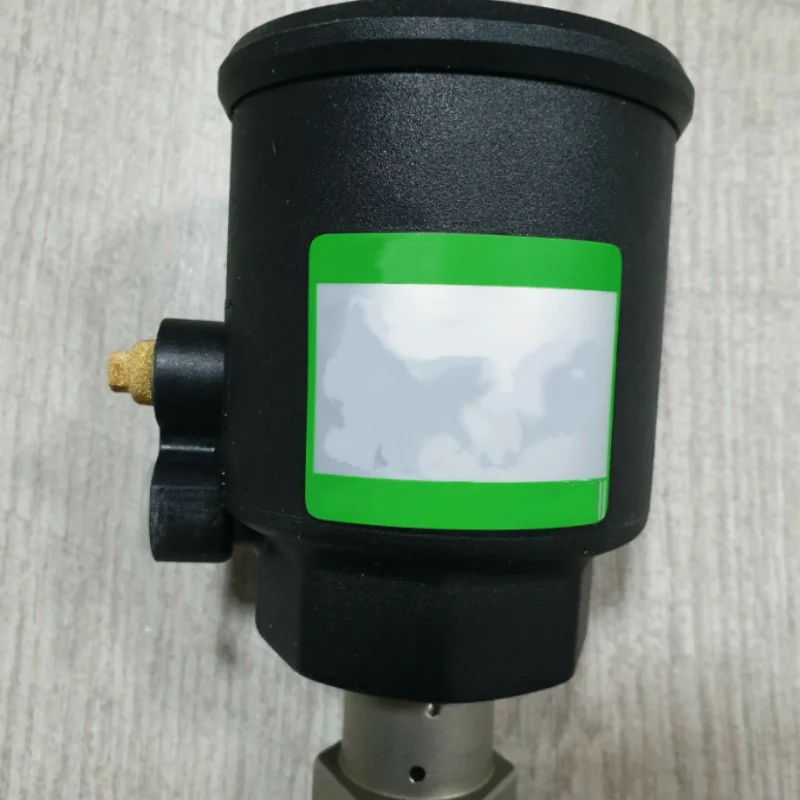Brand New Original Pneumatic Angle Seat Valve  E290A016  E290B048