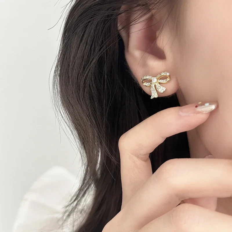 

Real 925 Sterling Silver Mini Full Bowknot Stud Earrings for Women Minimalist Cute Fine Jewelry Light Luxury Accessories