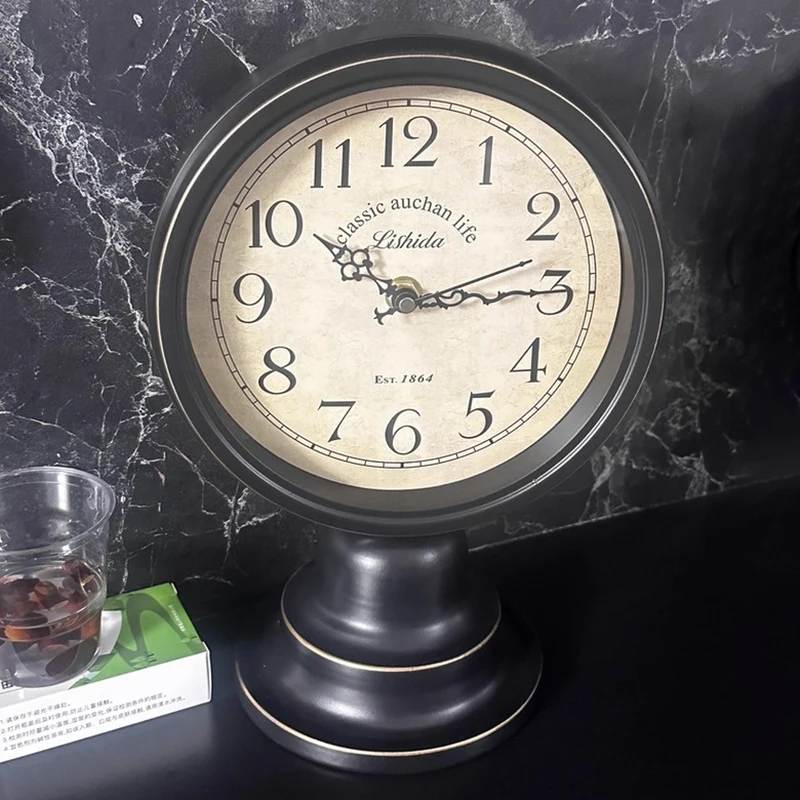Modern Luxury Desk Clock Vintage Living Room Display Retro Desktop Clock European Simple Silent Aesthetic Desktop Clocks Gifts