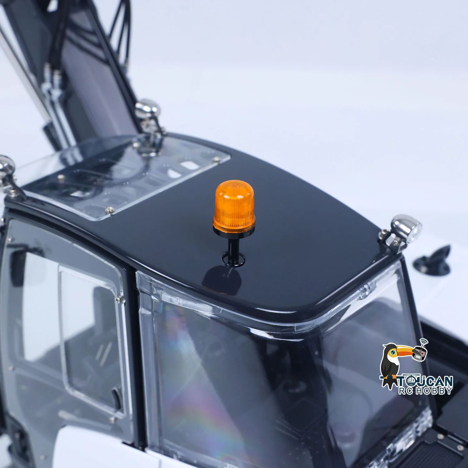1/14 Metal LESU MC15 Radio Control Hydraulic Excavator CNC Shell 4 Arms RC Digger 9 Ways Valve Dual Pumps Light Sound Truck