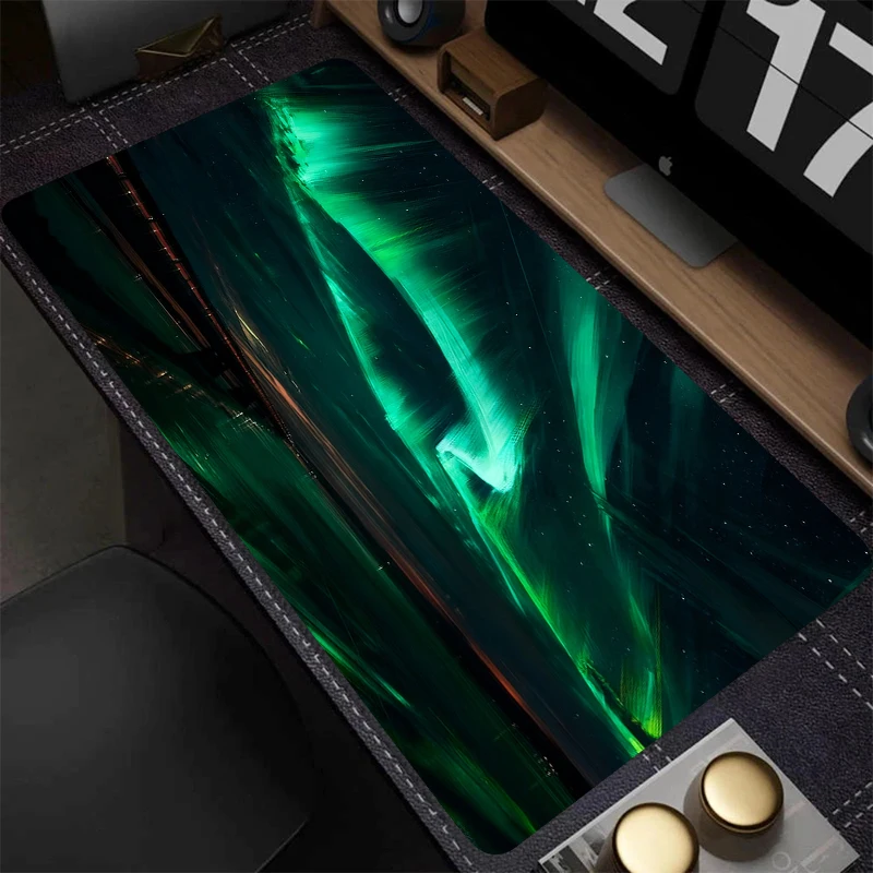 لوحة ماوس أورورا خضراء كبيرة، حصيرة مكتب فريدة من نوعها ذات مناظر طبيعية طبيعية، إصدار ممتد من المطاط غير قابل للانزلاق 900 × 400 لوحة مفاتيح للألعاب