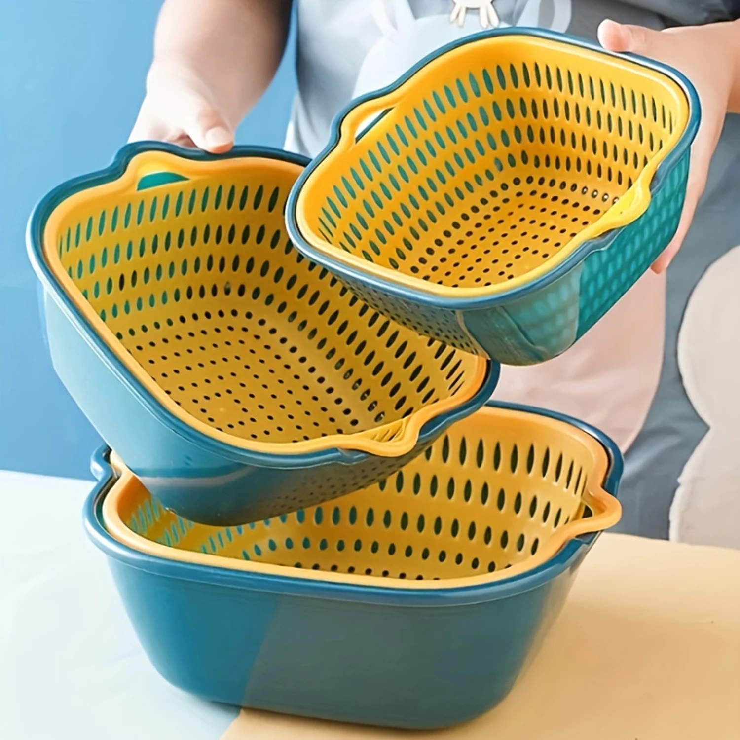 

6PCS Durable Kitchen Strainer Set - Lightweight Fruit & Vegetable Wash Baskets - Ideal for Restaurant, Hotel & Cafe - Easy-to-Cl