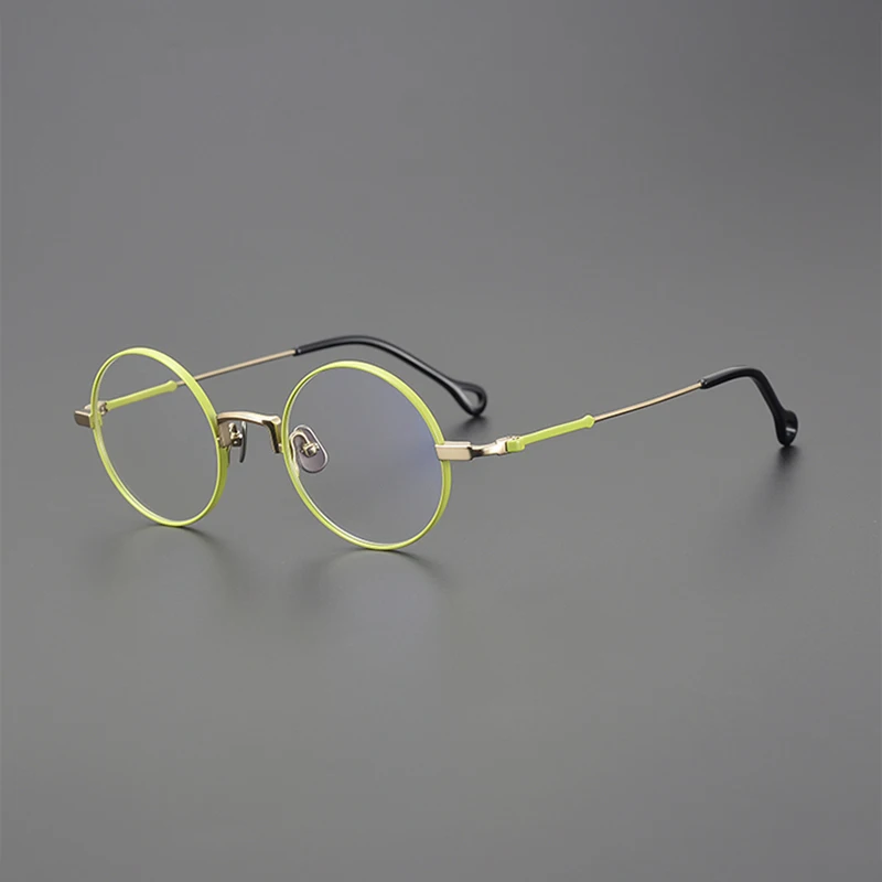 

Niche two-color ultralight titanium glasses frame fashion literary commuter retro small round frame prescription myopia glasses