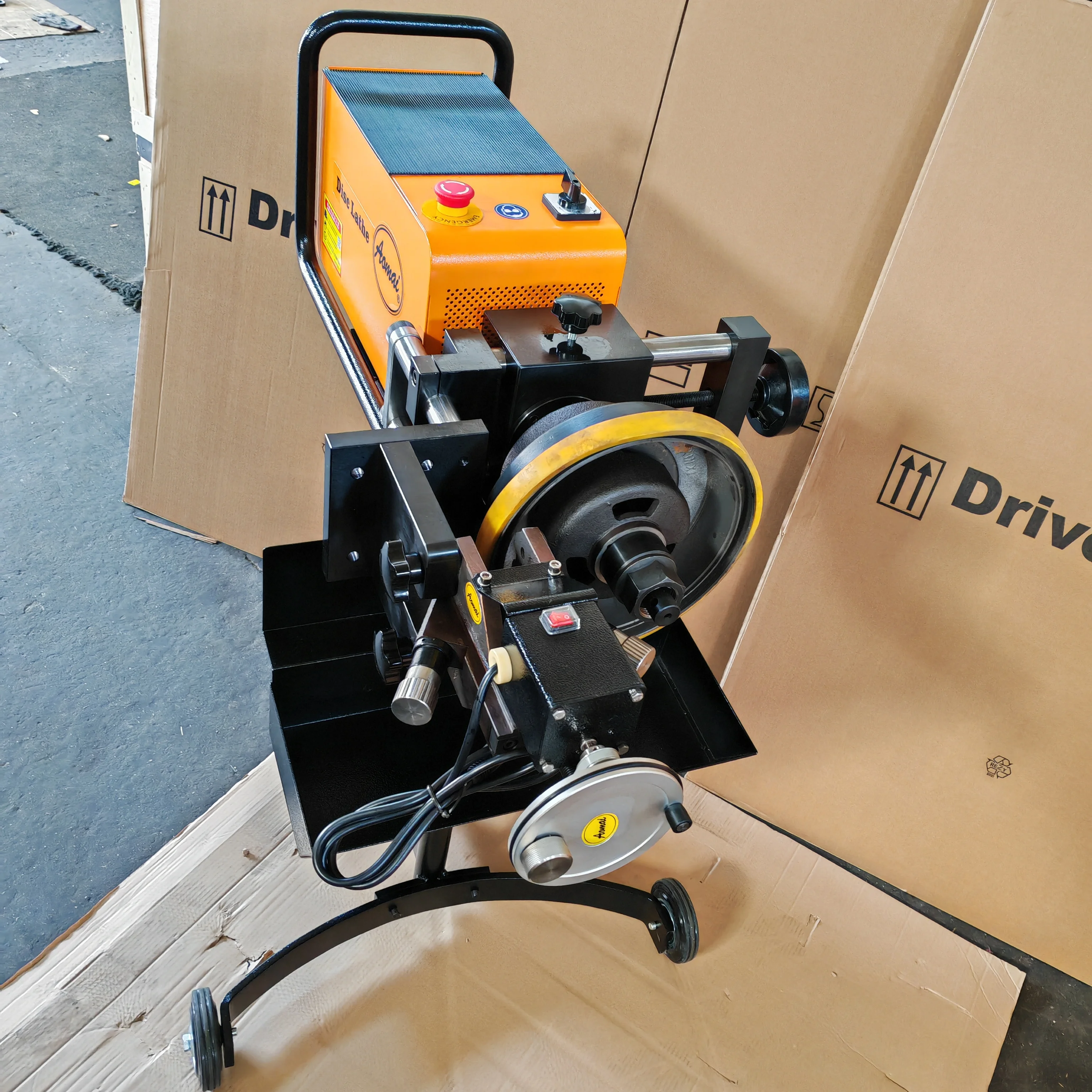 

Full Automatic Brake Drum Lathe AM-983 Brake Disc Aligner On Car and off-Car Disc Drum Brake Lathe Machine