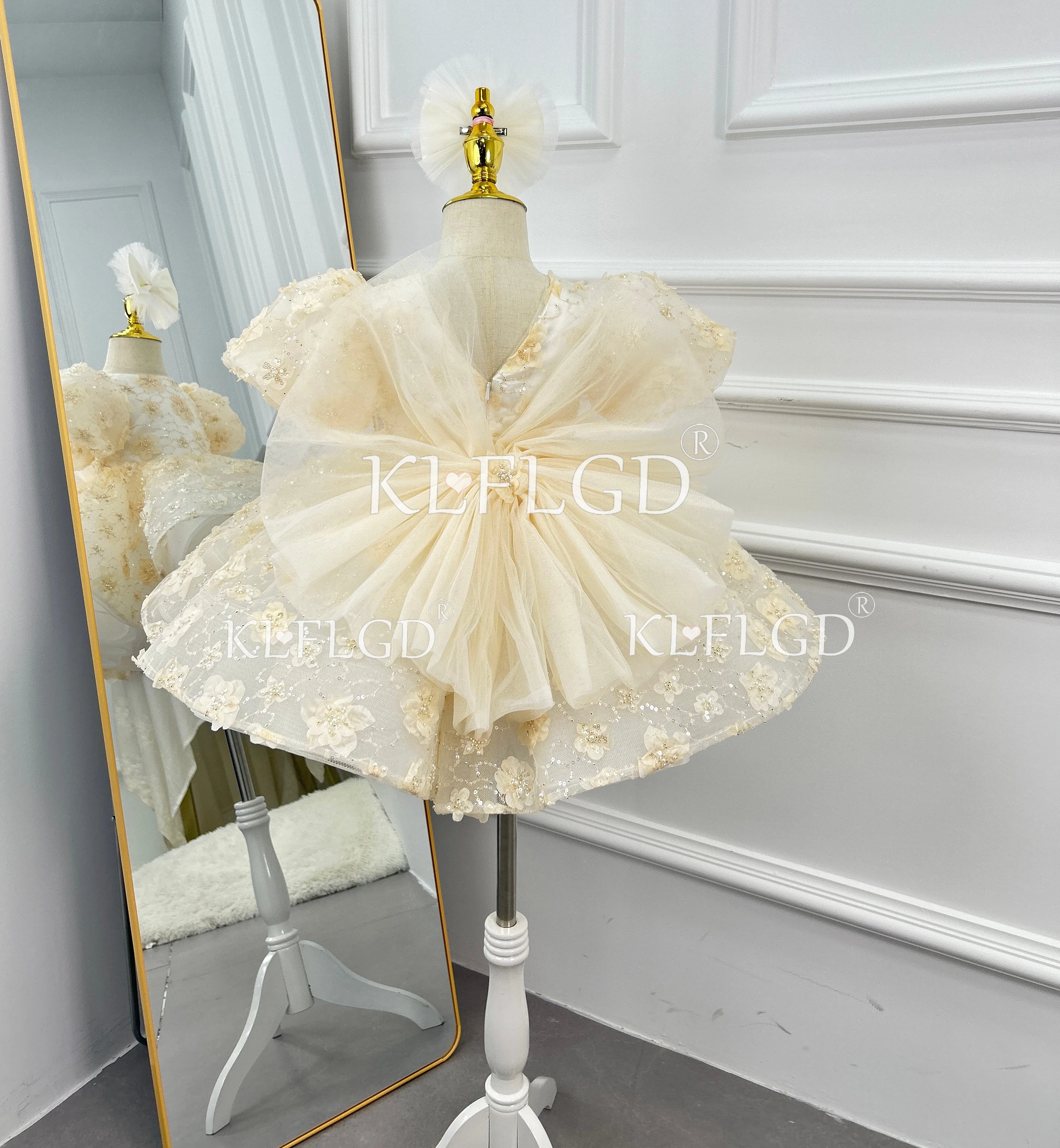 Gorgeous and elegant party dress for girls high-end ball dress, girls' carnival dress, embroidered fluffy childrens dress