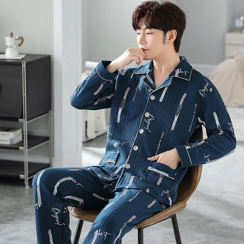 Men's autumn and winter laminated pajamas three layer thin cotton quilted cardigan lapel style men pajamas winter home clothing