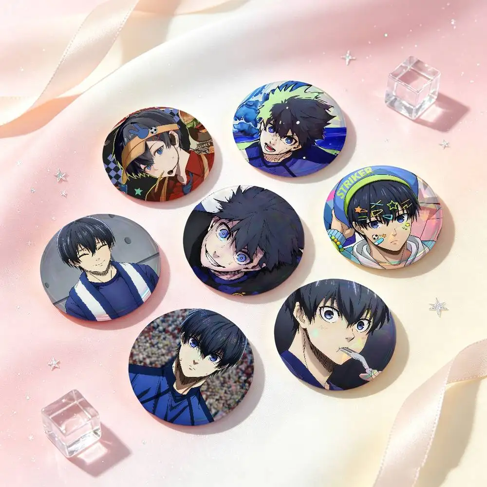 Comic Isagi Yoichi Badges 25 32 44 58 75 Mm Round Cosplay Pin Bag Decor Fans Collect Friends Gifts Brooch Souvenir