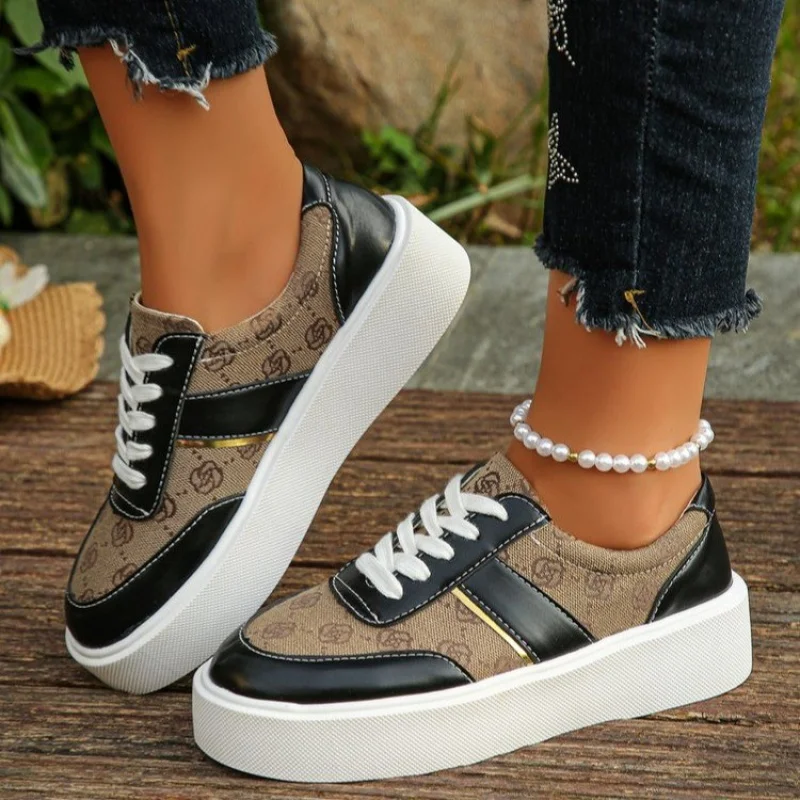 

Ladies 2025 New Fashion Color Block Casual Sneakers Retro Thick Sole Lace-up Large Size Shoes