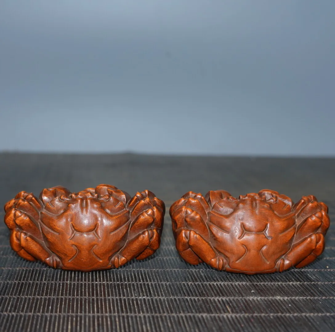 A Pair of Chinese Wood Carving Crabs for Attracting Wealth From All Directions