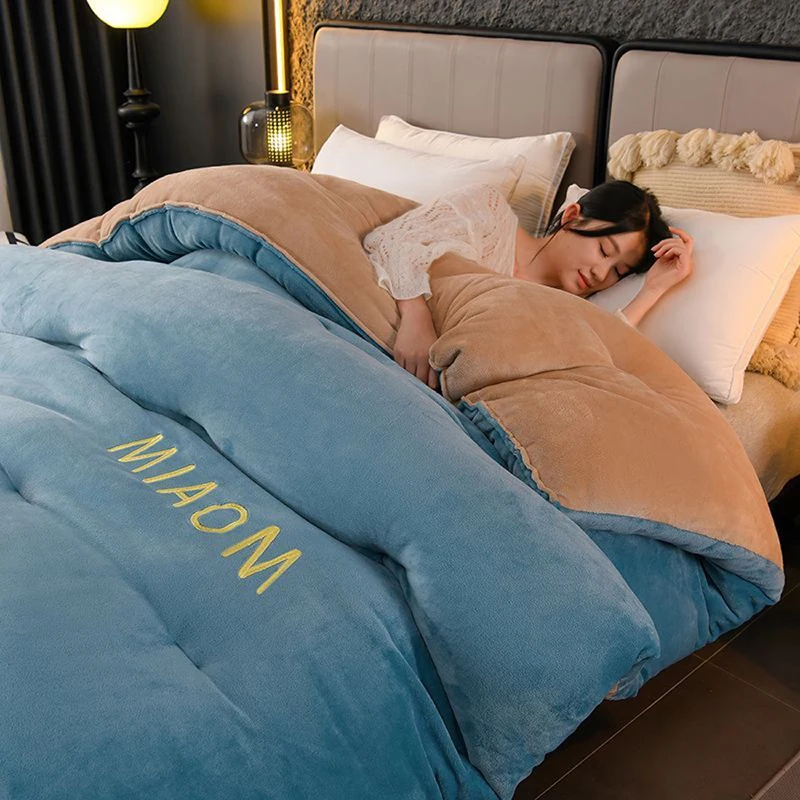 Double-Sided Milk Fleece Thickened Winter Quilt Dormitories Single Double Simple Style Blanket Embroidery Best-Selling Comforter