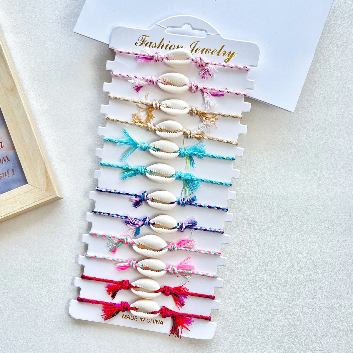 Hot Selling Summer Beach Sea Conch Shell Hand-woven Bracelet   Couples Hand Rope A Variety Of Styles To Choose From