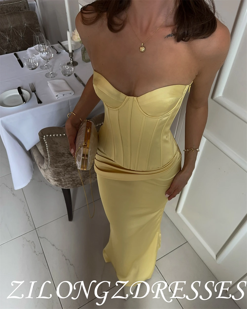 فستان سهرة ساحر بحورية البحر مخصص من الساتان رائع بدون حمالات بدون أكمام فساتين المشاهير الحديثة للمناسبات الخاصة