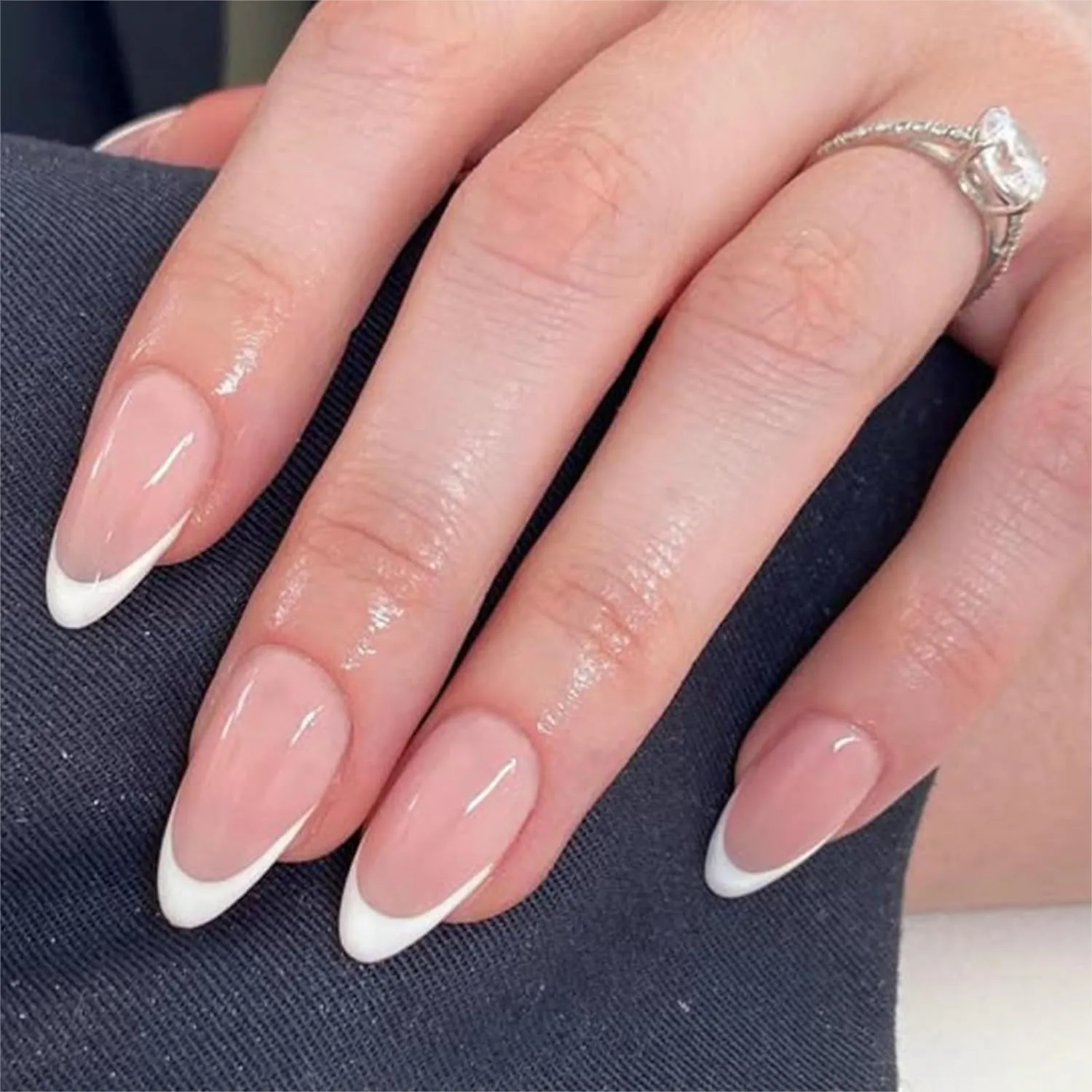 

Накладные ногти French Tip Almond, летние короткие искусственные ногти для женщин, многоразовый набор для маникюра с клеевыми полосками и пилкой, 32 шт., 16 размеров