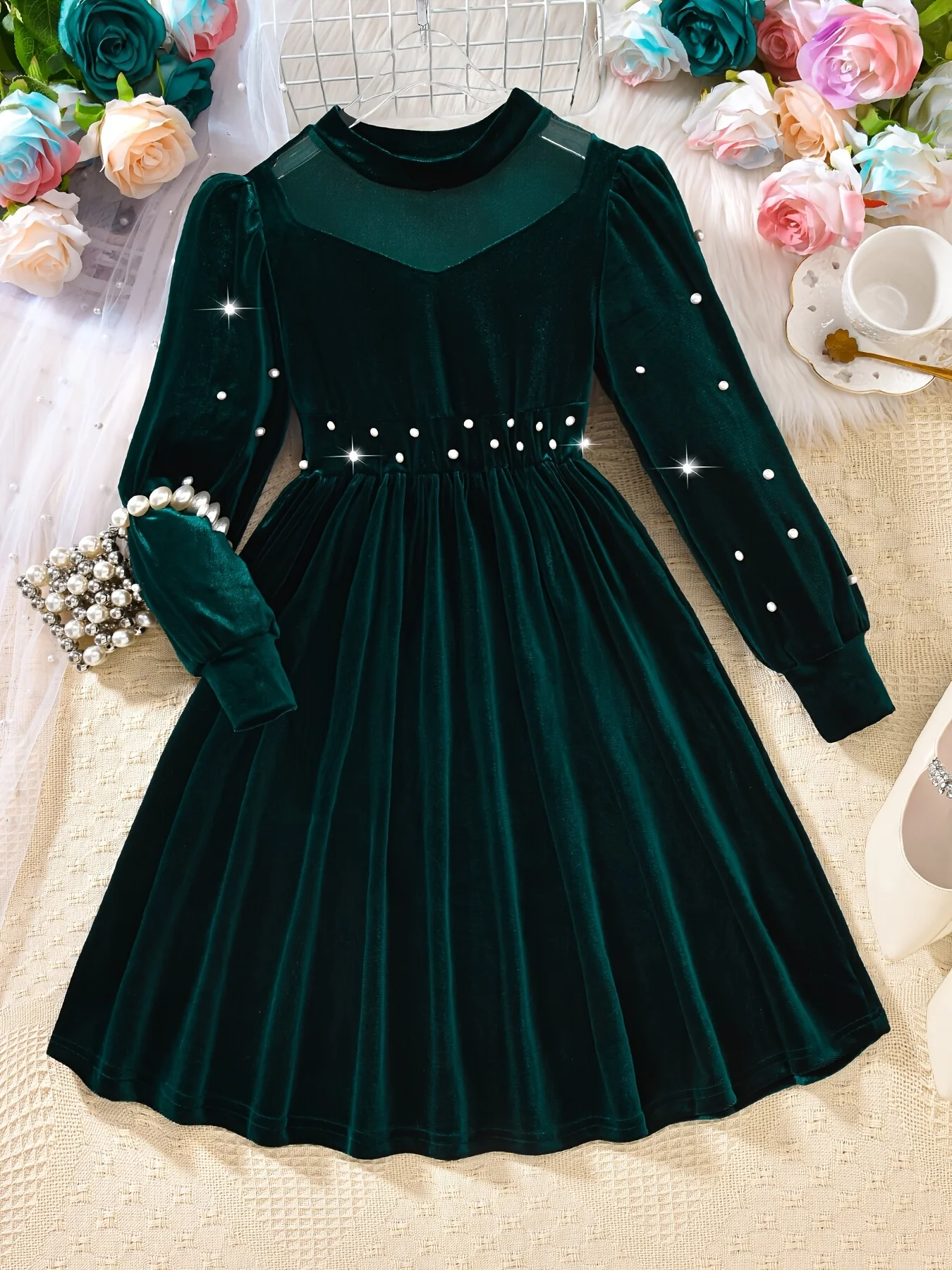 

Girls' Spring & Autumn Sweet Long-sleeve Dress in Dark Green with Pearl Decoration