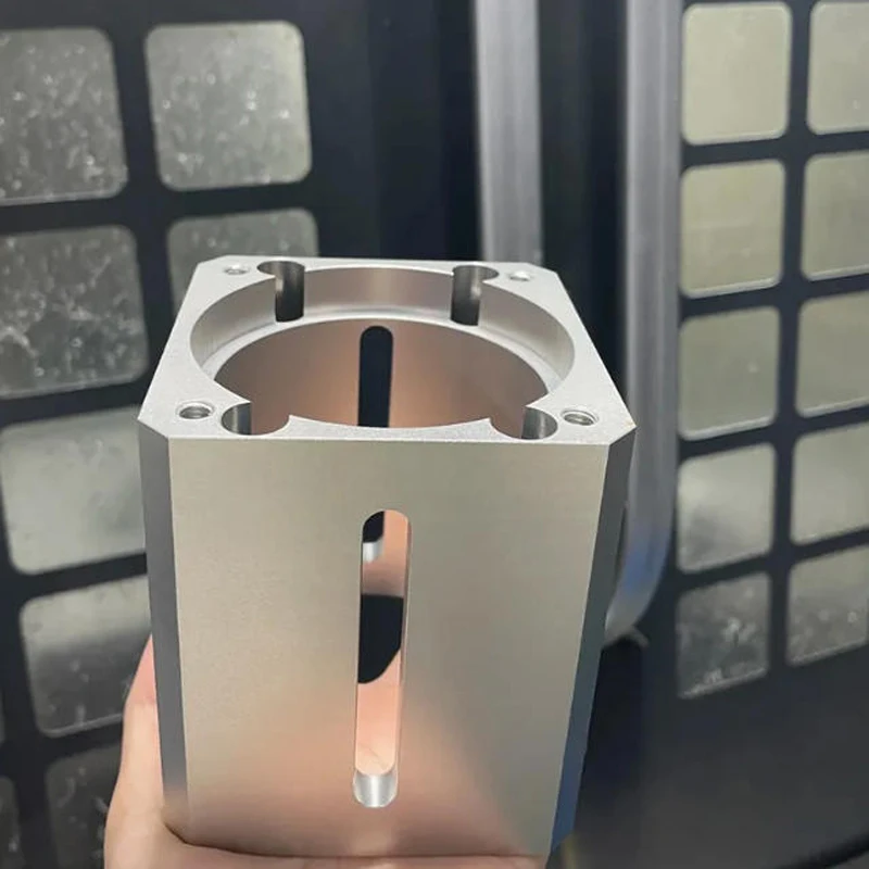 CNC Milling Steel Aluminum Copper Alloy Medical Device Accessories Industrial Machine Parts CNC Customized Machining Service