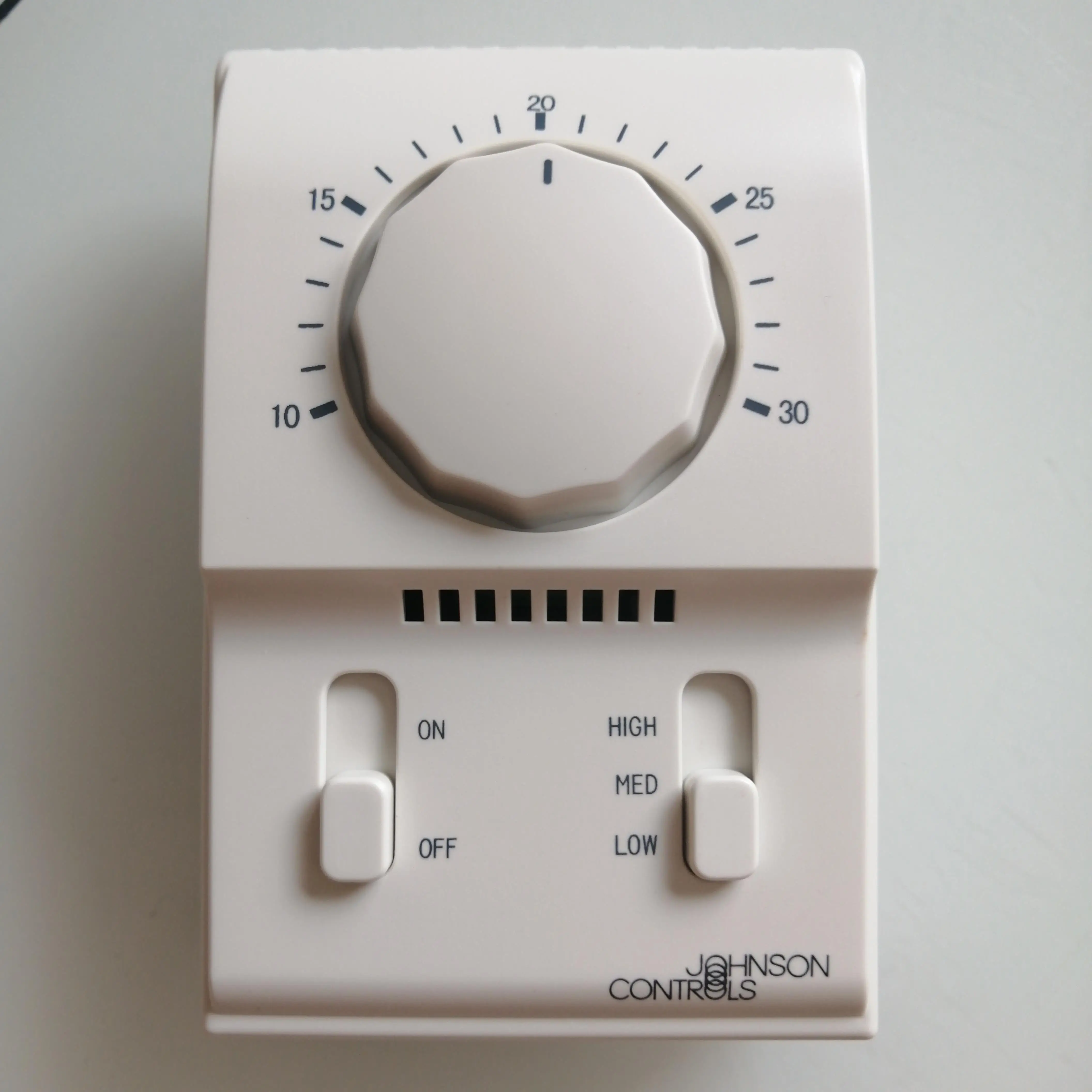 Single cooling/heating and air conditioner fan coil thermostat panel temperature control switch T2000EAC-0C0/T2000AAC-0C0