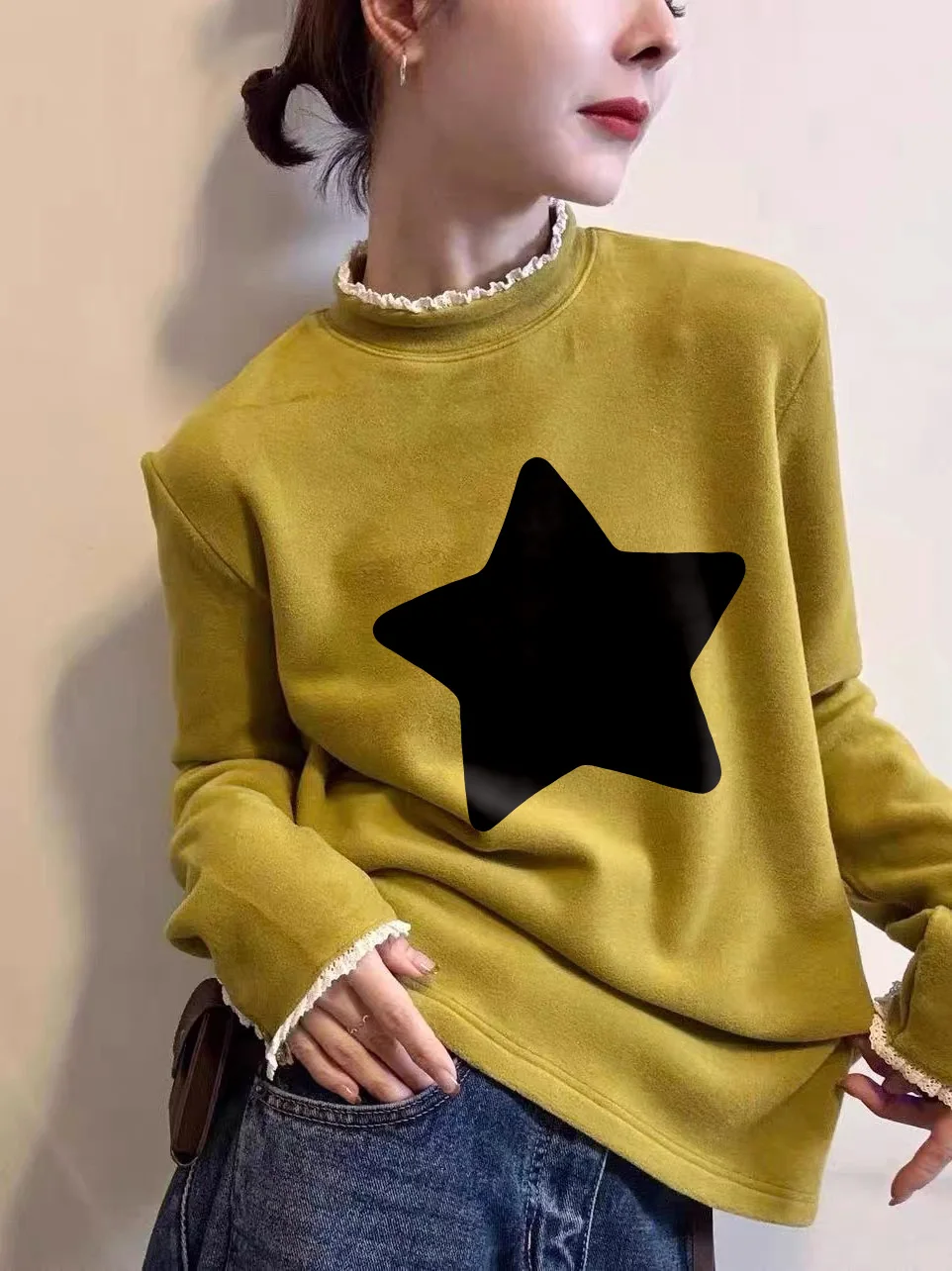 

Floral Lace Collar Long Sleeve T-Shirt Women's Autumn Winter Thickened Flocking Velvet Print Base Shirt Half High Neck Design