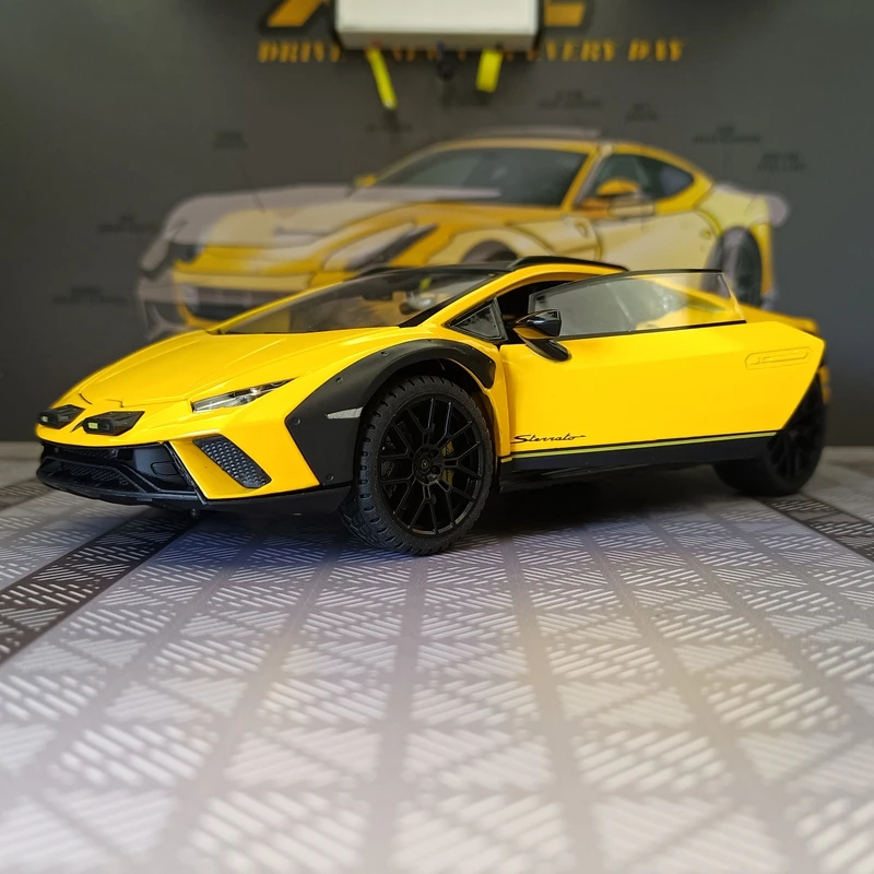

1:24 Simulated Lamborghini STO alloy car model doors and engine hood, trunk can be opened has sound and lighting rich details