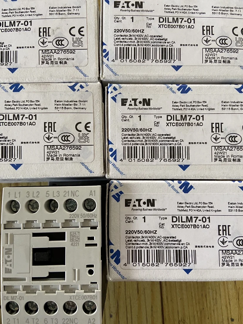 

New original Eaton contactor DILM7-01 220V