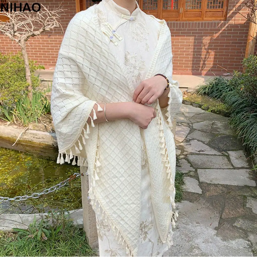

All-match Chinese Style Knitted Shawl Cloak Retro Triangular Cape Clothes Decoration Scarf Accessories Knitted Scarves Women