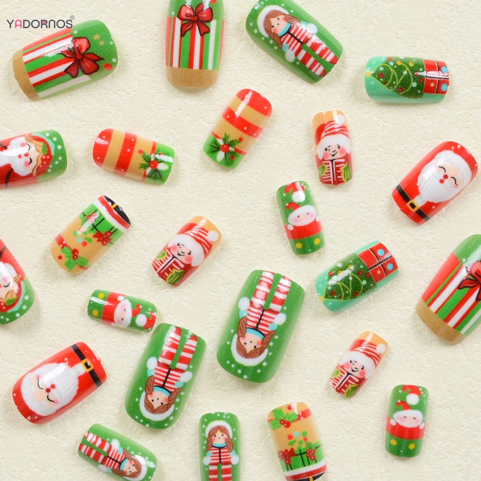 24 قطعة عيد الميلاد الأظافر وهمية أحمر أخضر اللون متوسط طول نعش اضغط على الأظافر الكرتون سانتا كلوز/شجرة عيد الميلاد المطبوعة مسمار الفن