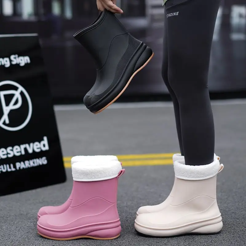 2024 New Korean Style Rubber Boots Women Rain Boots Waterproof Non-slip Mid-tube Boots Plus Velvet for Warmth Rain Boots