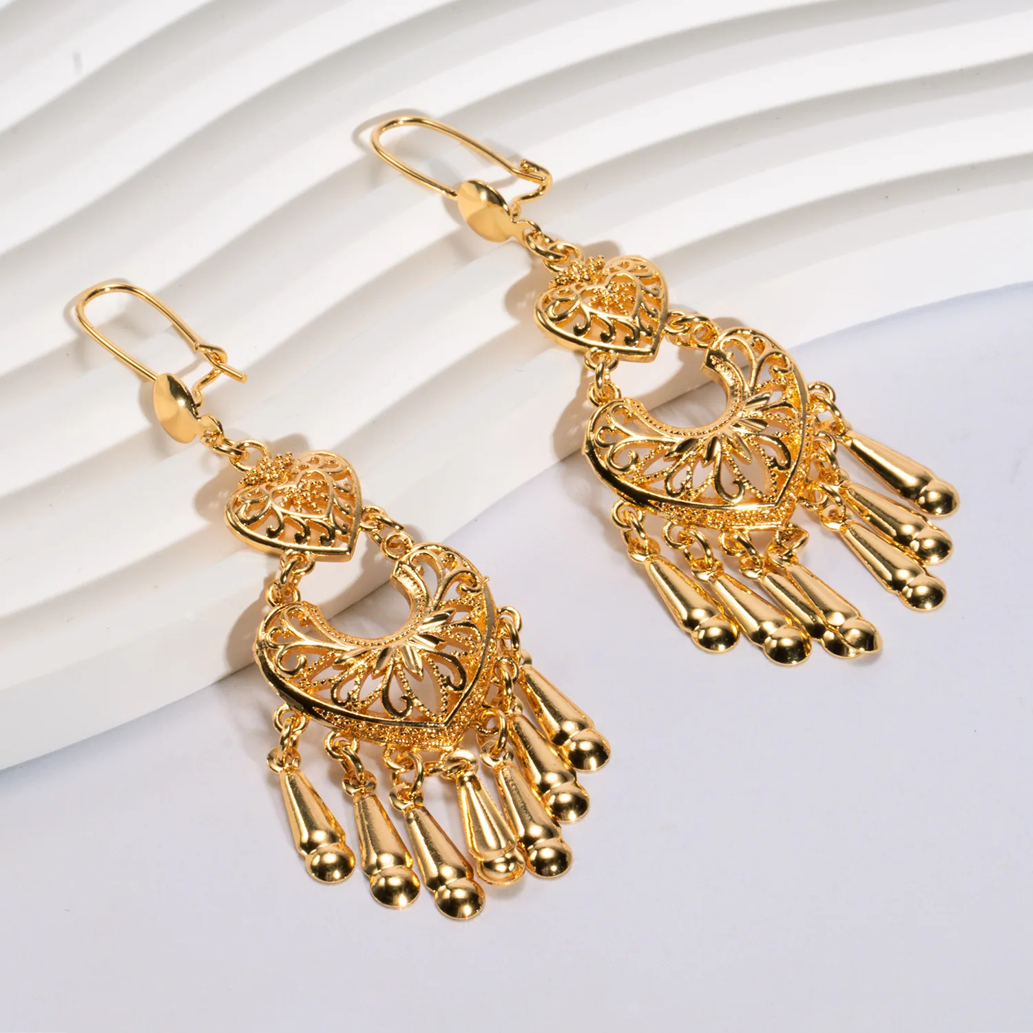 9999 gold Bohemian earrings - elegant long drop pendant earrings with flowing fringes, featuring an ethnic style.