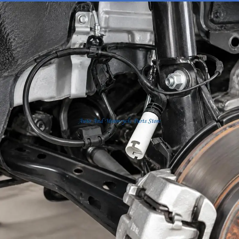P9FD Brake Wear Wire Harness with Molded Plugs and Clips