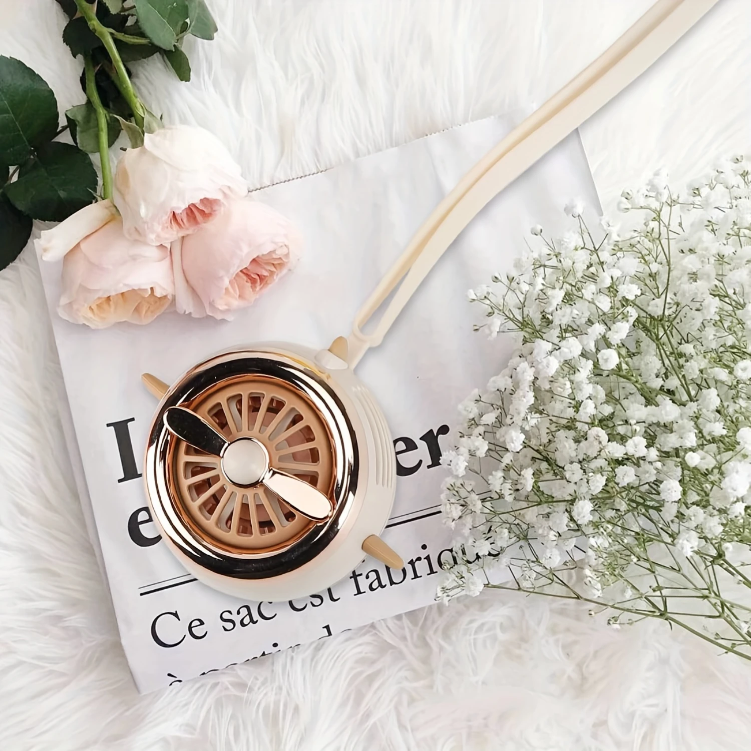 1 PC USB rechargeable portable small fan, neck mounted airplane fan, lightweight summer fan, small portable neck mounted fan, en